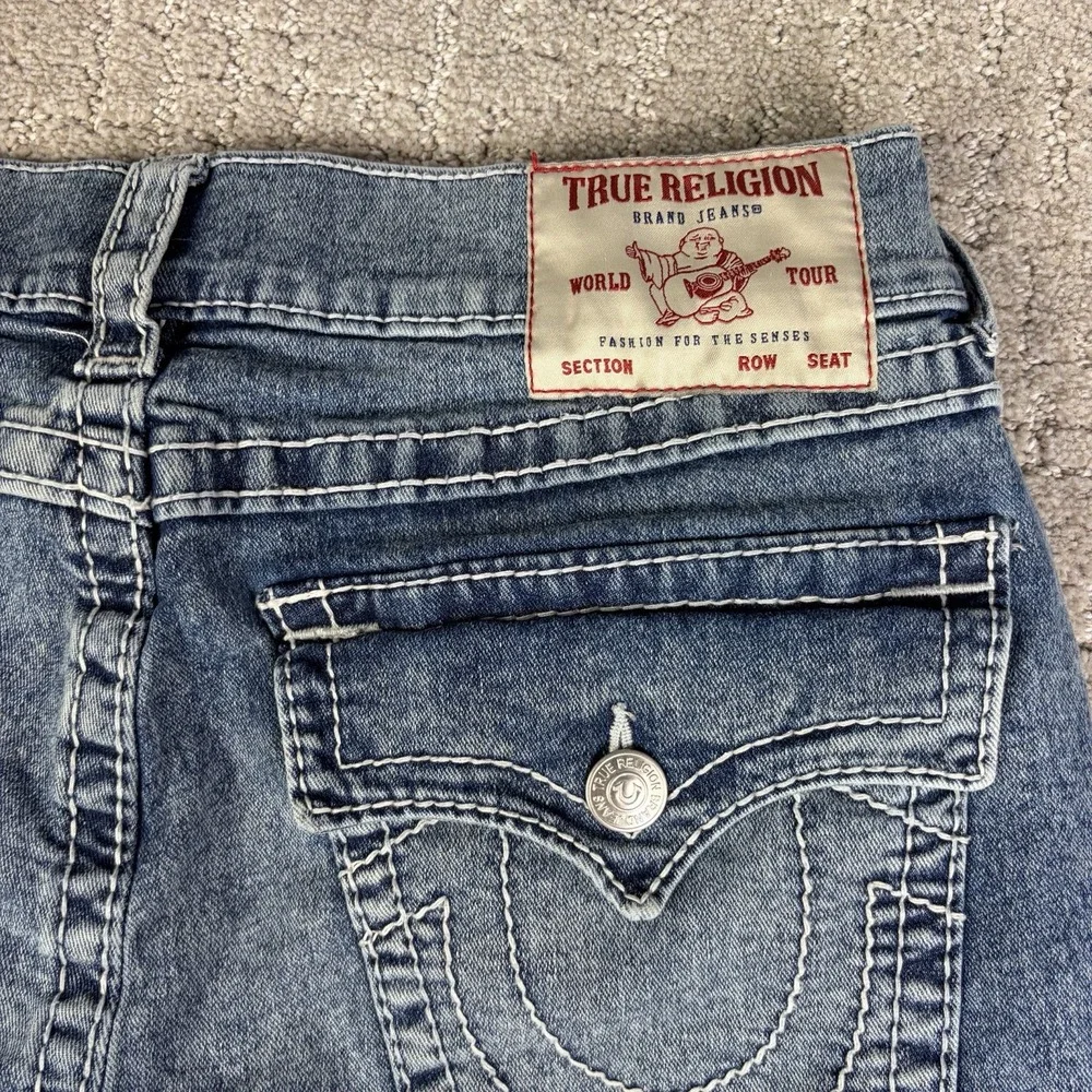 True Religion Geno Men's 34 Denim Jean Shorts Cut Off Frayed Hem Medium Blue